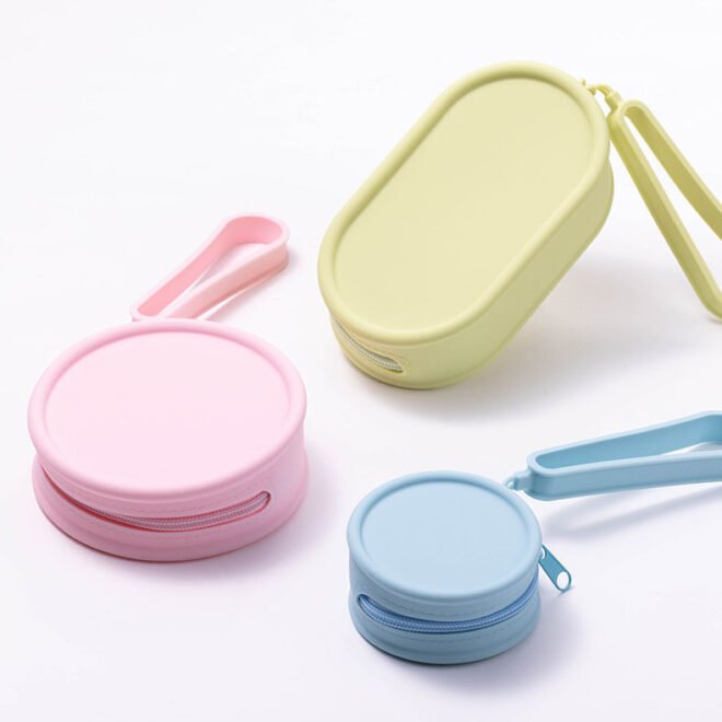 Silicone Cosmetic Bags for Women and Girls Cosmetic Organizer Case with Zipper Waterproof Travel Toiletry Bag Skincare Pouch with Handle Silicone Travel Makeup Bag - Image 7